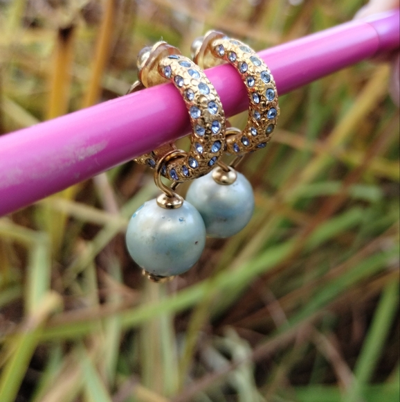 Chanel Vintage Earrings Coco Logo Motif Swing Pale Blue Rhinestone Gold Plated - Picture 4 of 12